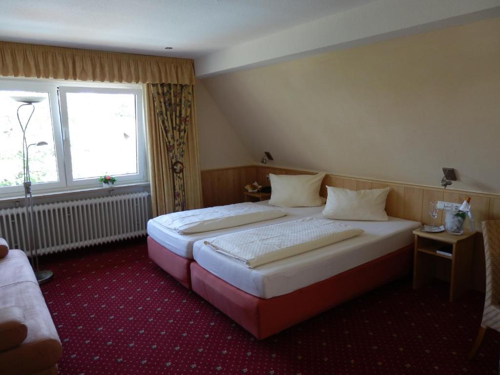 Gasthof Löwen GmbH Heitersheim Zimmer foto